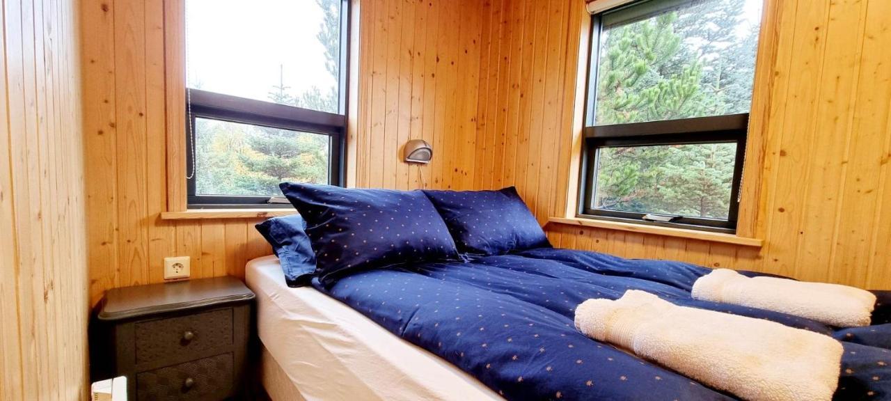 Dixon Cabin Nr. 7 / Dixon Sumarhus Nr. 7 @Kirkjubraut Talknafjordur ภายนอก รูปภาพ